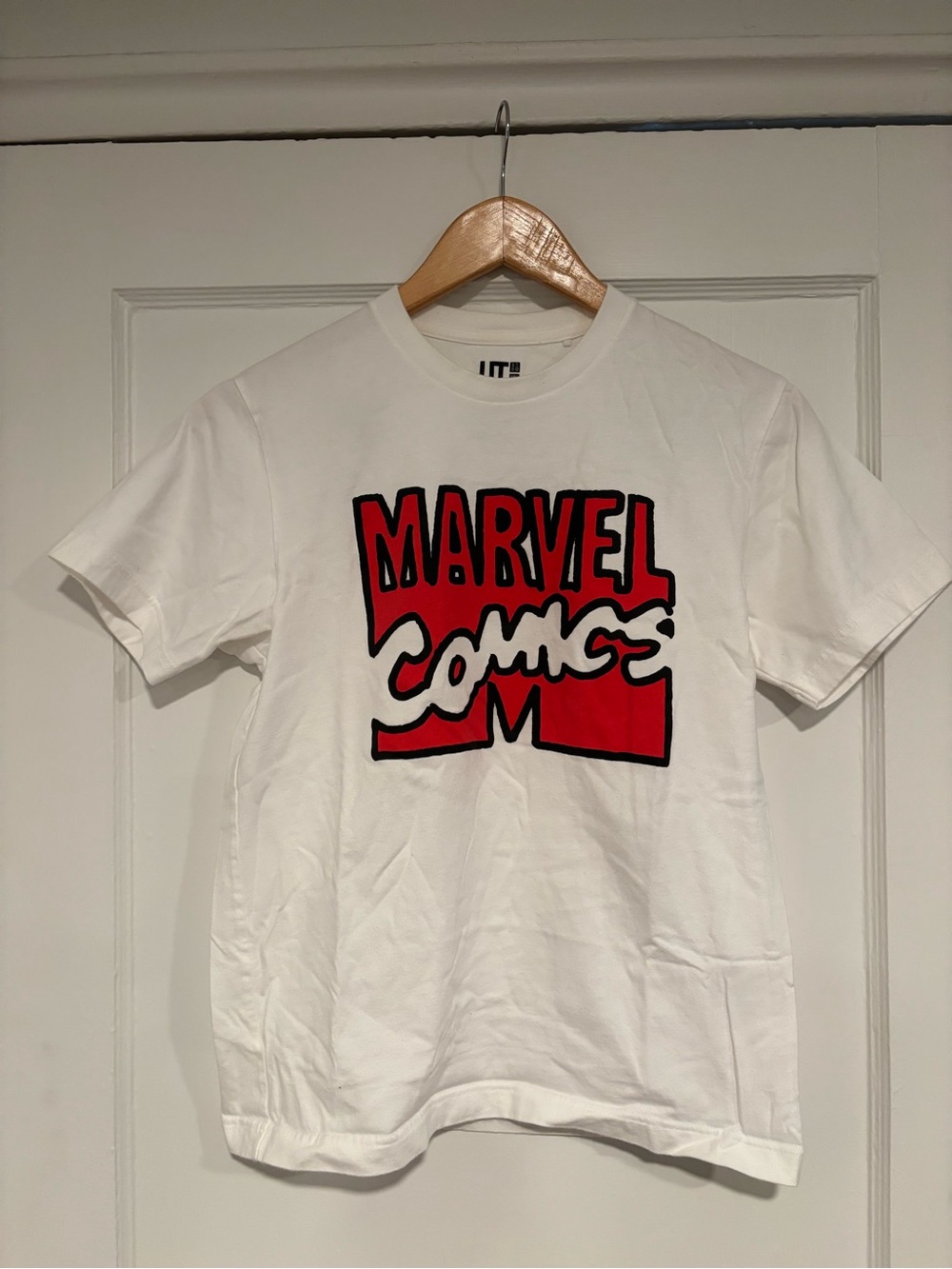 Uniqlo White T-Shirt with Black and Red Marvel x Jason Polan Print